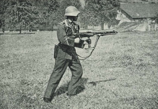 LMG25 with monopod attached forward for assault fire