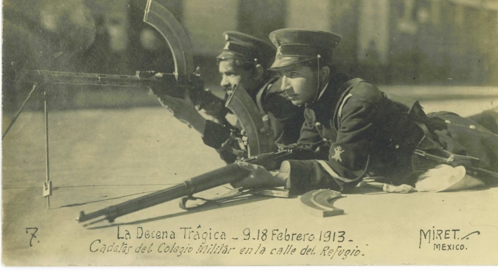 Mexican cadets with a Madsen and Mauser during La Decane Tragica
