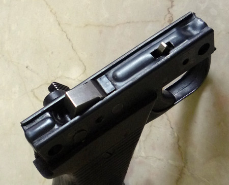 MG39 Rh trigger group (top view)