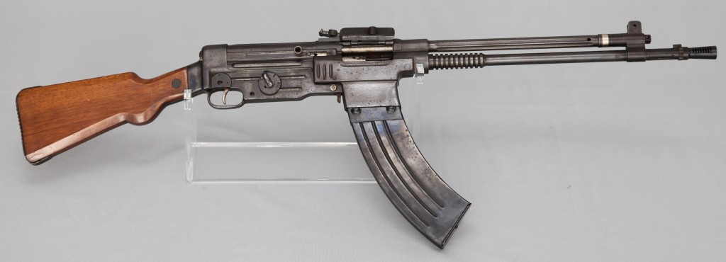 Fusil Asalto CB-52, in 7.92x51mm