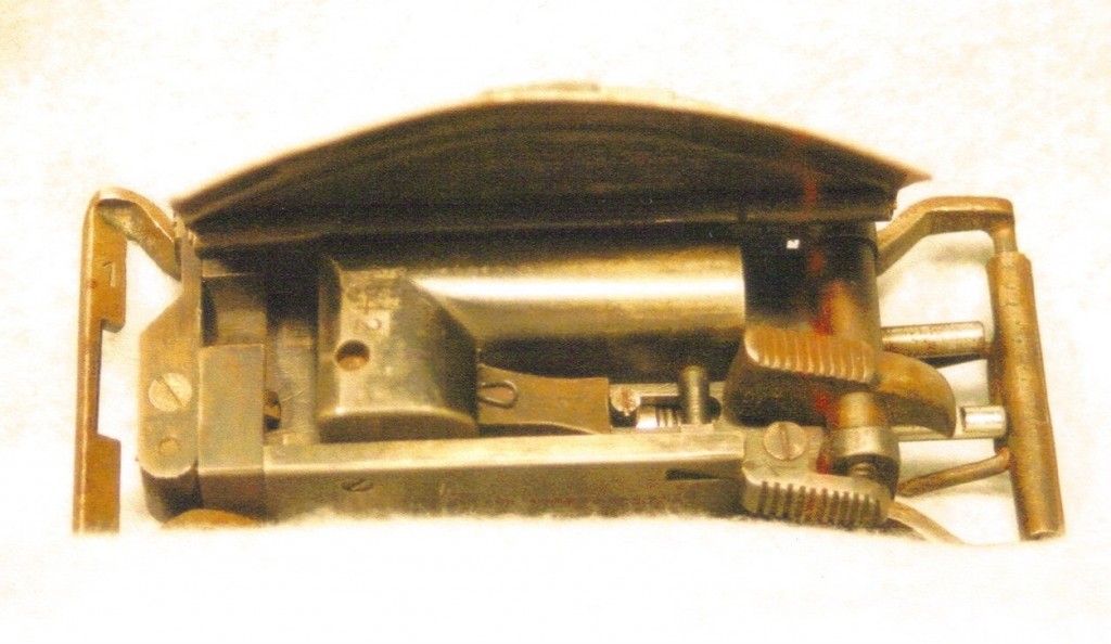 "Prototype" belt buckle pistol