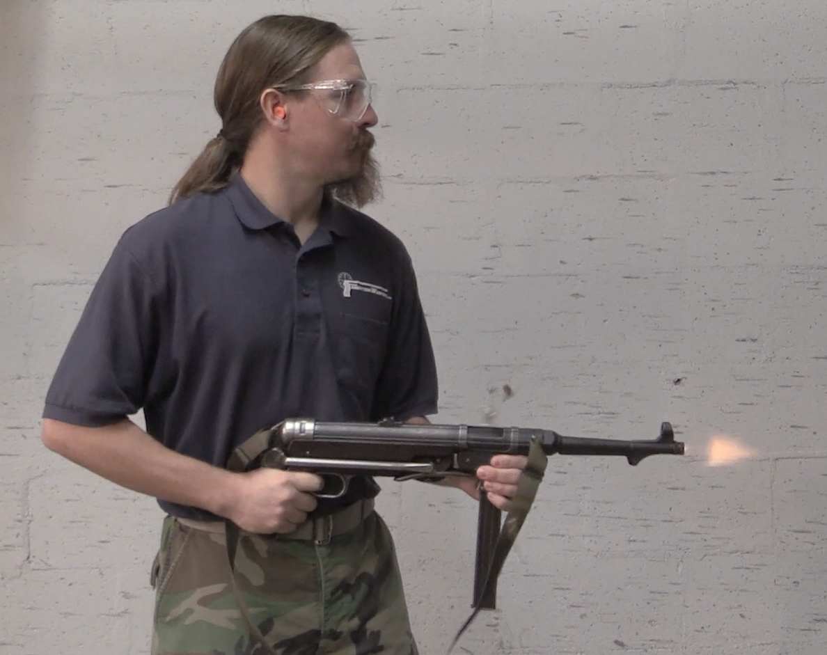 Shooting an MP40 (Video) Weapons