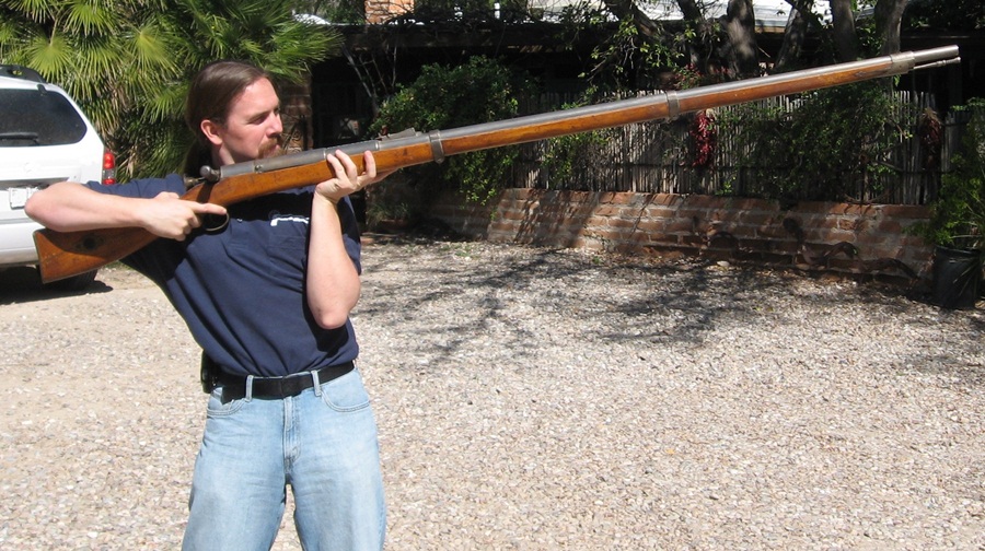 Ian with a .60 caliber Chinese "Jingal" wall gun Ian with a .60 caliber Chinese "Jingal" wall gun