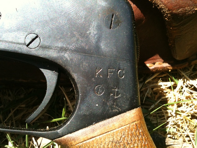 Type 97 Japanese Flare Pistol Markings (third variant) Type 97 Japanese Flare Pistol Markings (third variant)