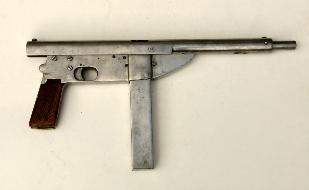 Polish Beha submachine gun