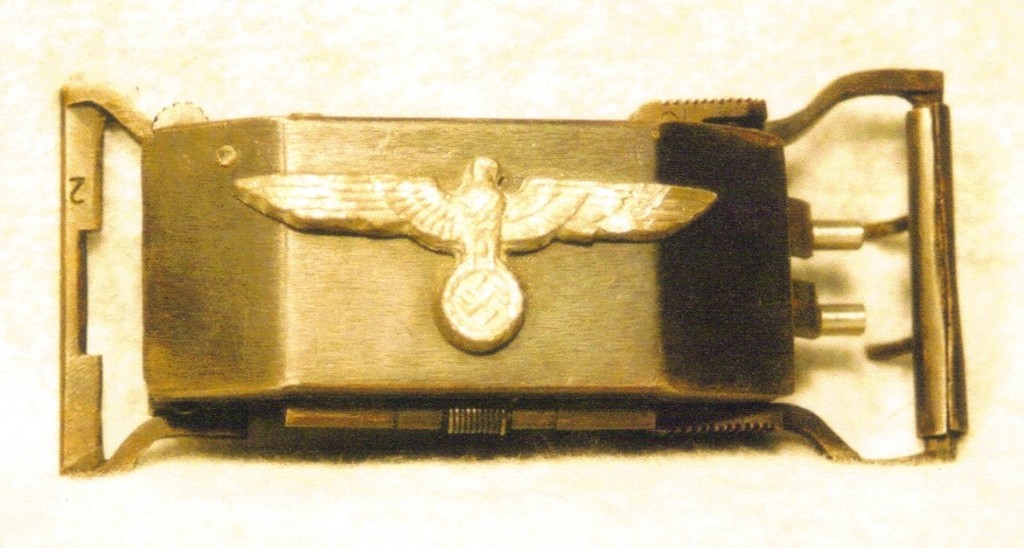 Belt buckle pistol 2C