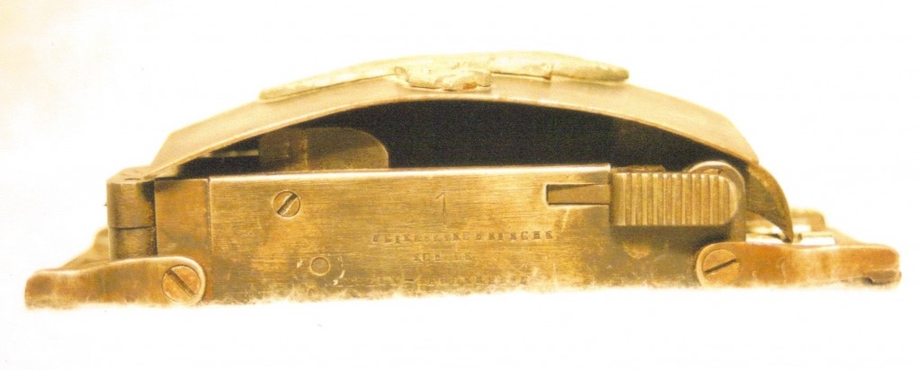 "Prototype" belt buckle pistol