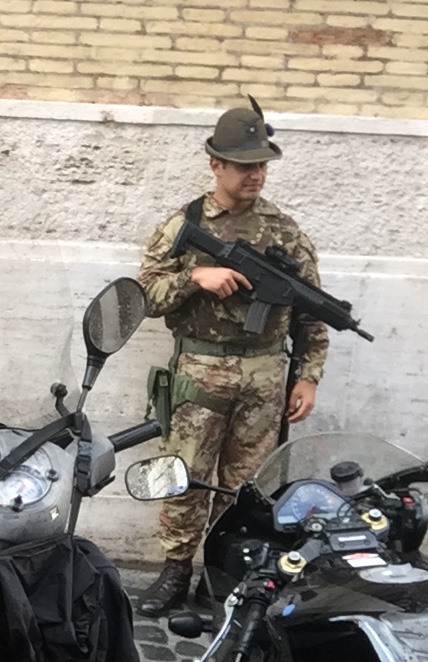 Italian soldier in Rome with an ARX-160